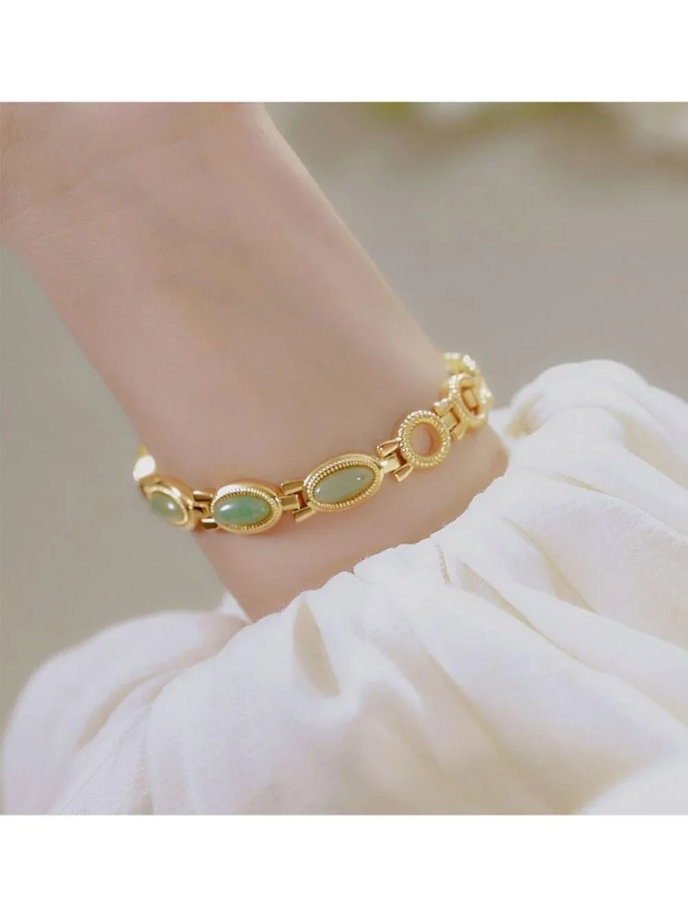 Women's Green Gold Analog Quartz Waterproof Oval Dainty Vintage Bracelet Watch